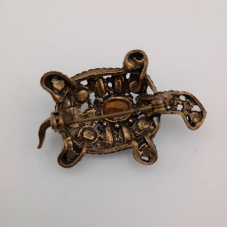 Vintage? turtle brooch