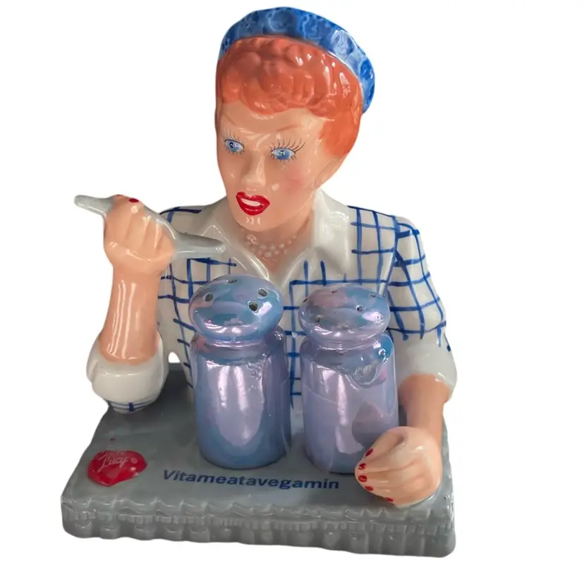 I Love Lucy S & P Holder