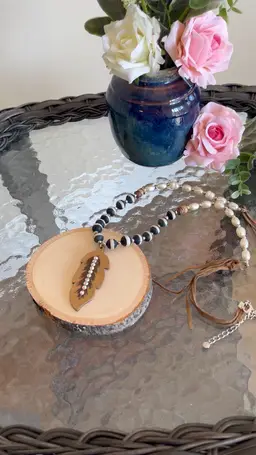 Boho Western Style Leather Feather Design Charm Beaded Necklace