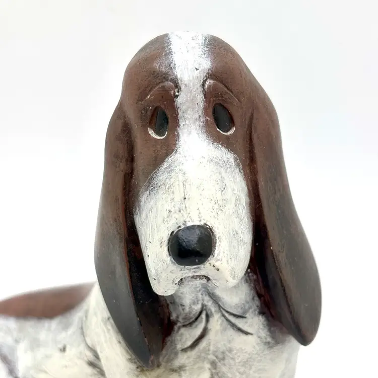 Lynda Pleet Basset Hound Dog Figurine 4.5”