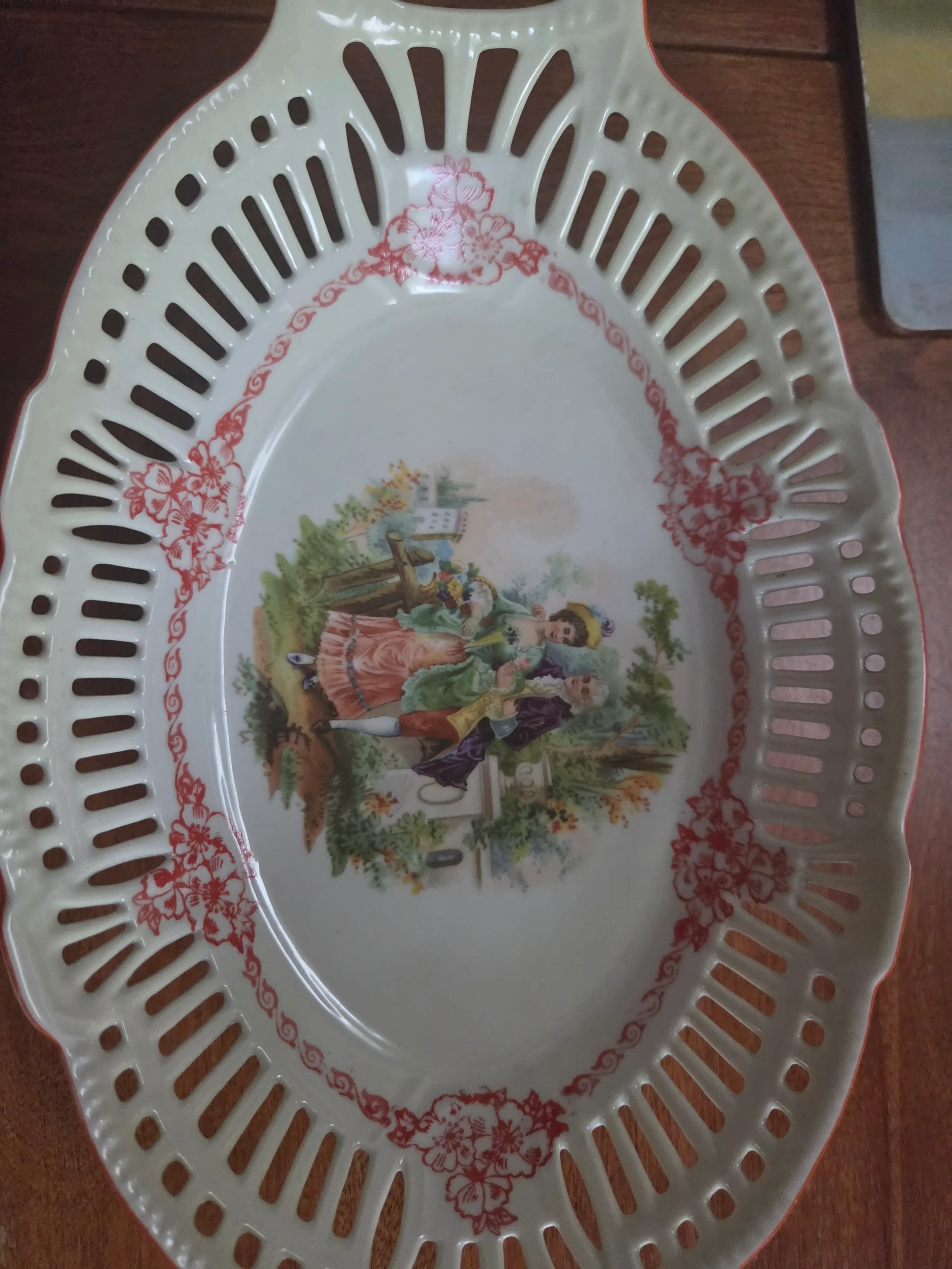 Image 4 of 5