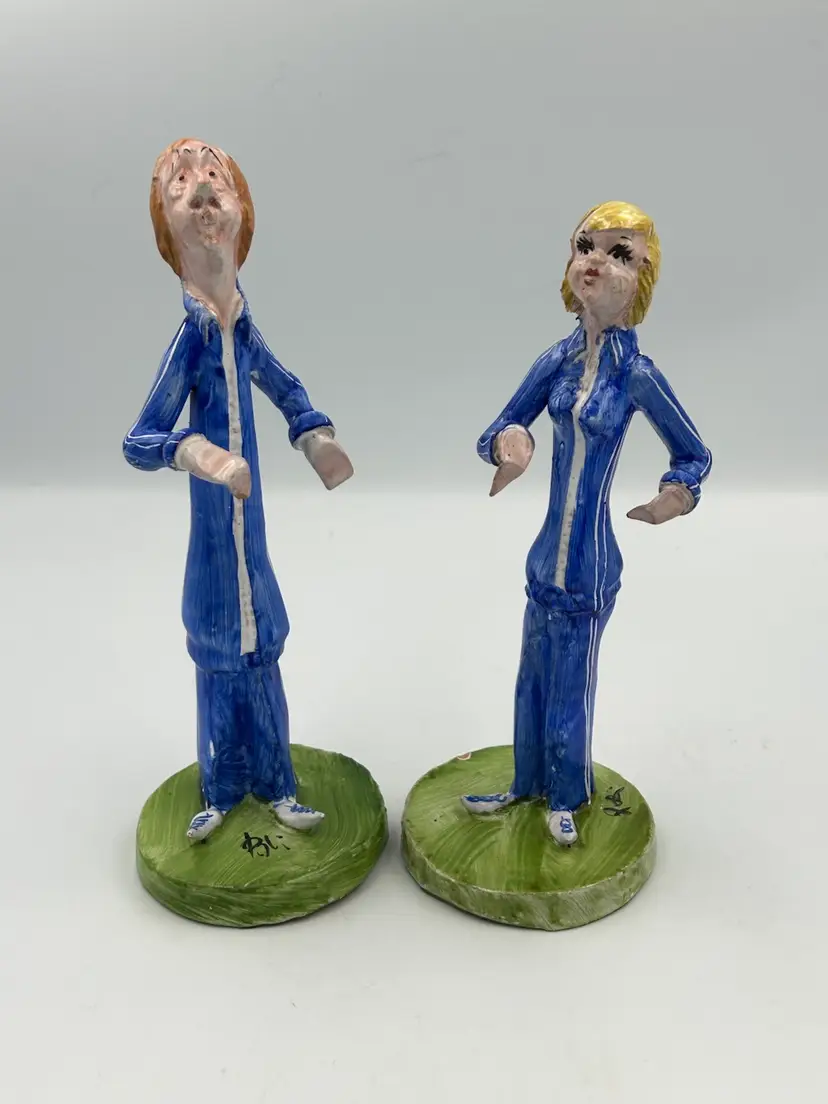 2 Italy Poli Signed Ceramic Pottery TP Ceramiche Jogger, Figurines, Man&Woman