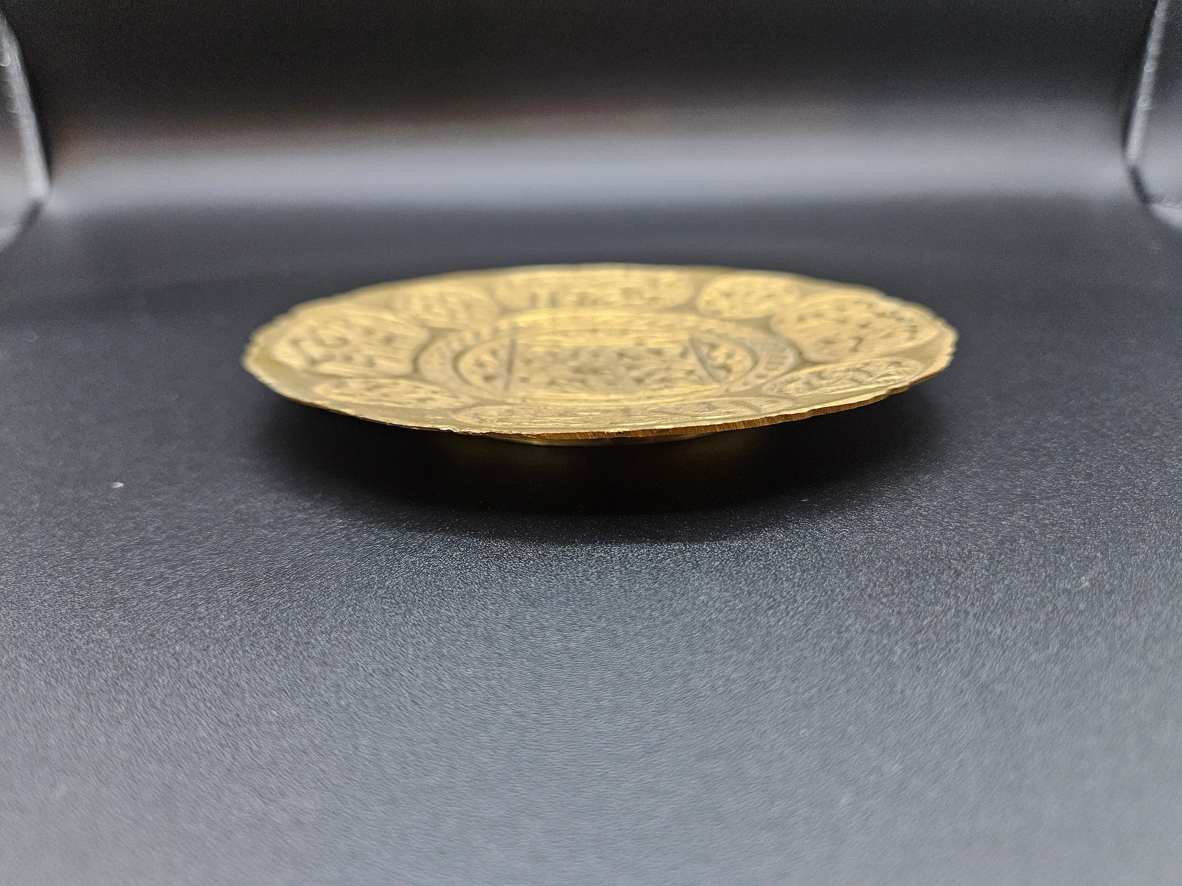 Image 2 of 6
