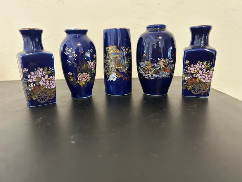 Vtg Japanese Cobalt Gold 5 Mini Bud 
Vases