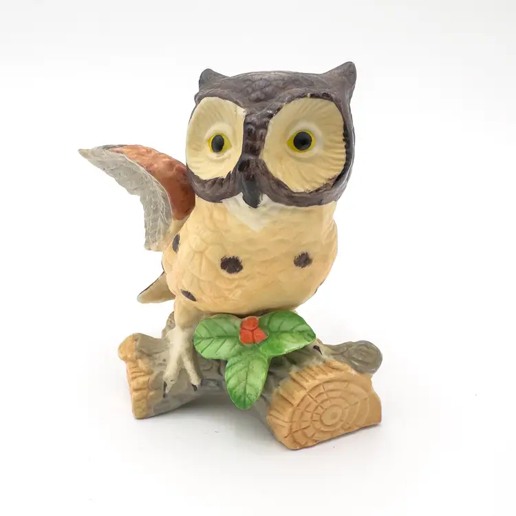 Owl Figurine Christmas Holly Berries Ceramic B25