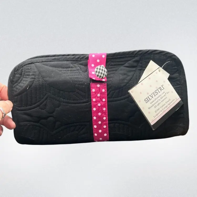 #346B NWT Carleen Powell For Silvistri Travel Slippers In Pouch.  Slippers Are White With Pink And Black Ribbon Trim And Black & White Check Print Lining. Pouch Is Black With A Pink Ribbon With White Polkadot Velcro Closure 
Size Large