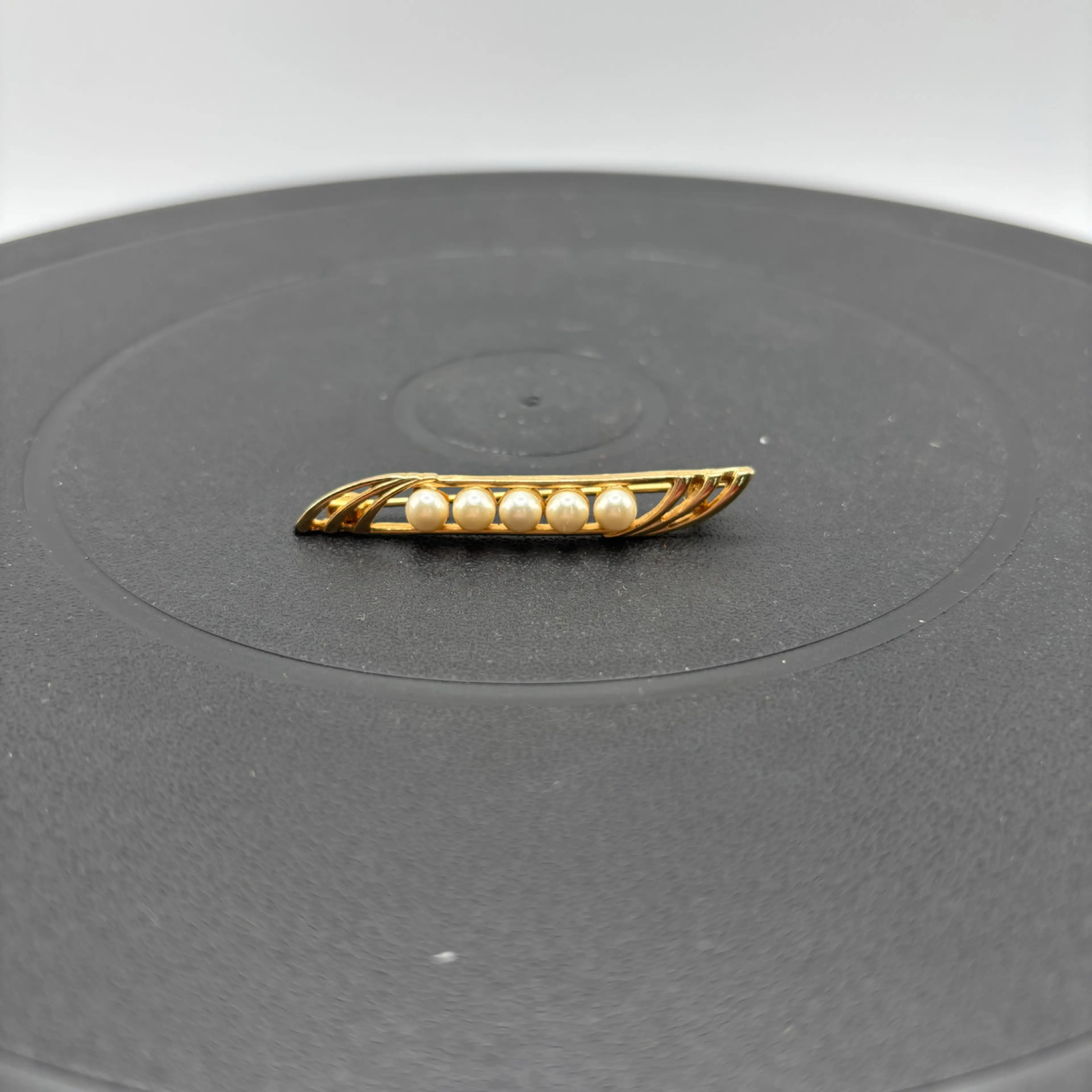 Image 3 of 4