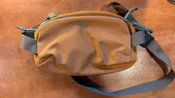 Bellroy Venture Ready Ready 2.5L Sling - Bronze