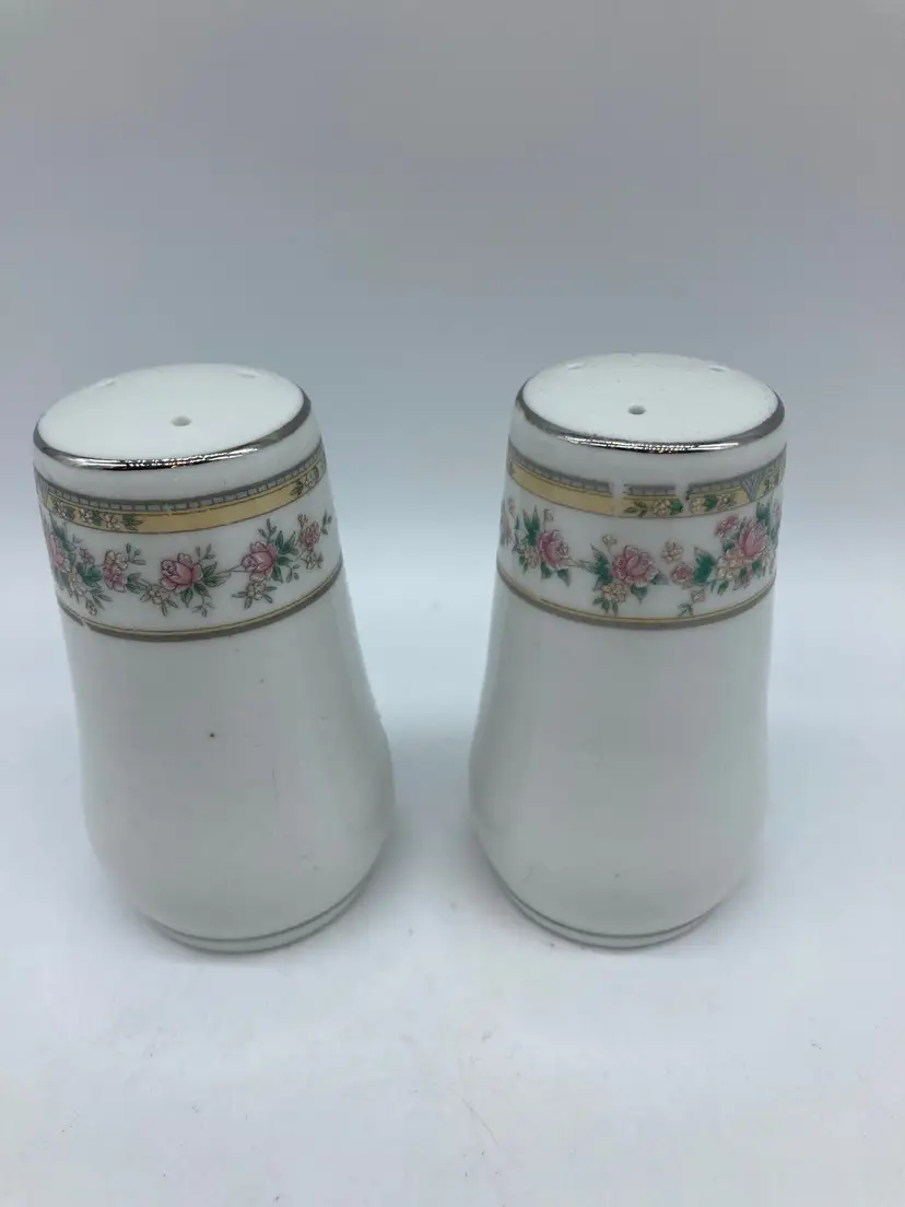 Noritake Shenandoah salt and pepper shakers, bone china