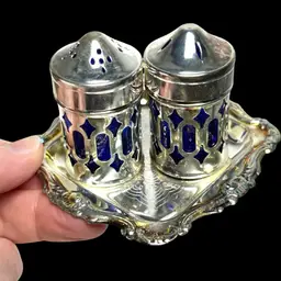 2” Cobalt Blue 💙 Glass & Silver-Toned Salt Pepper Shakers On Serving Tray. 3-Piece Studio Nova Set. Original Box.