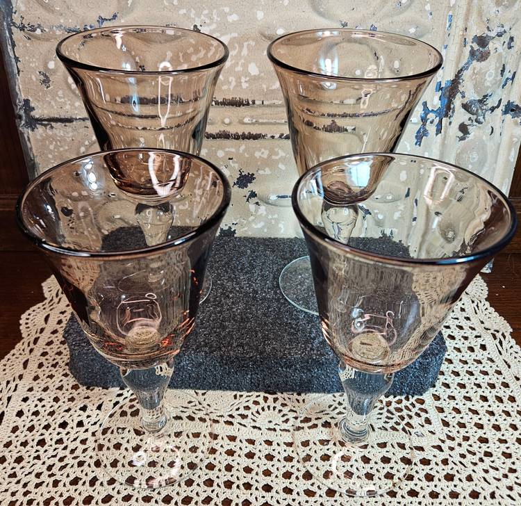 Set of 4 of Heavy Hand Blown Glass Goblets Peach Color w/ Clear Stems (read)