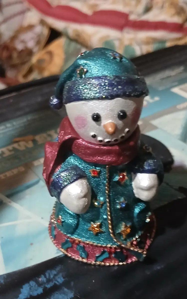 Vintage classic snowman trinket