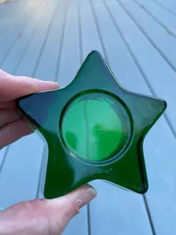 CRATE AND BARREL GREEN GLASS STAR CANDLE HOLDER