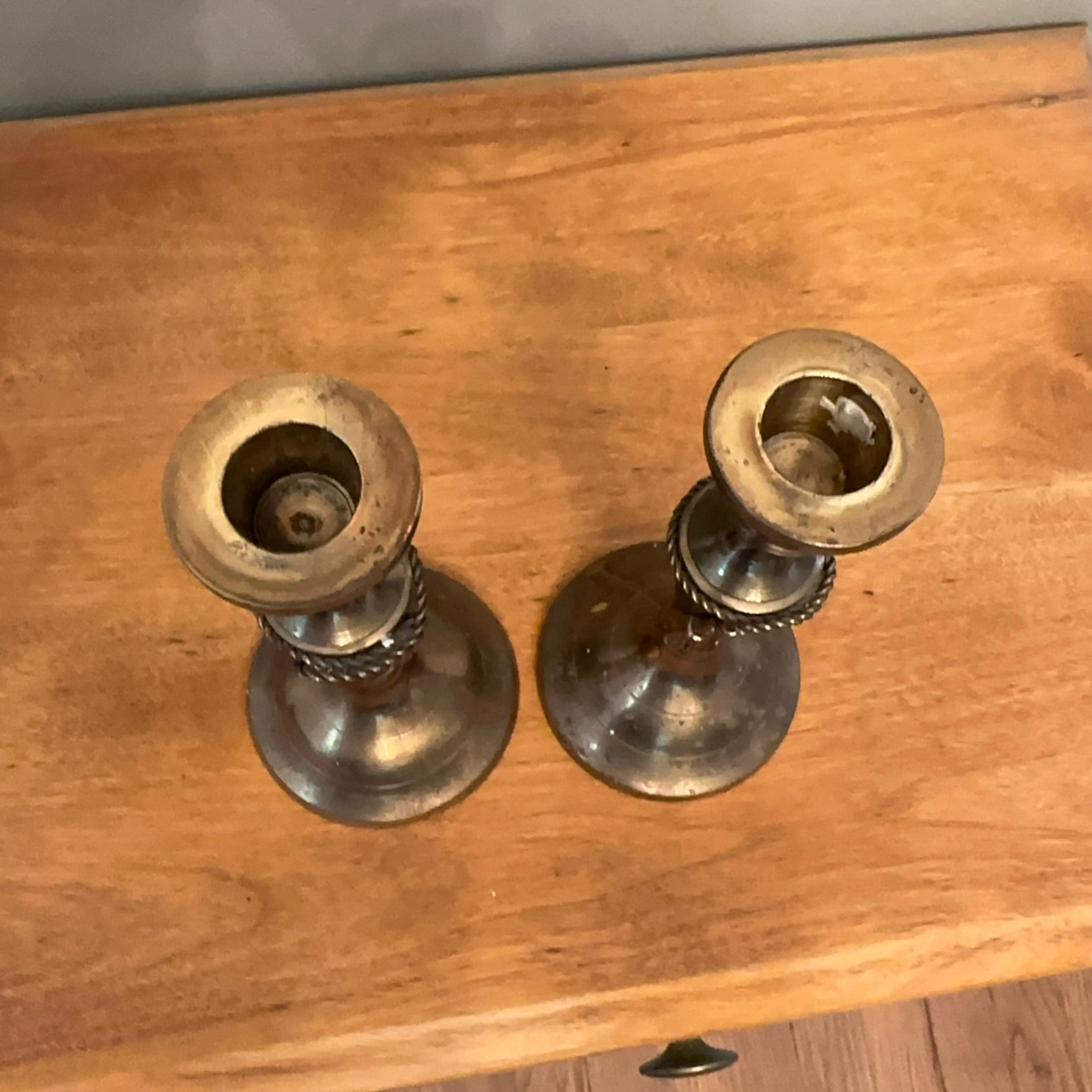 Image 2 of 4