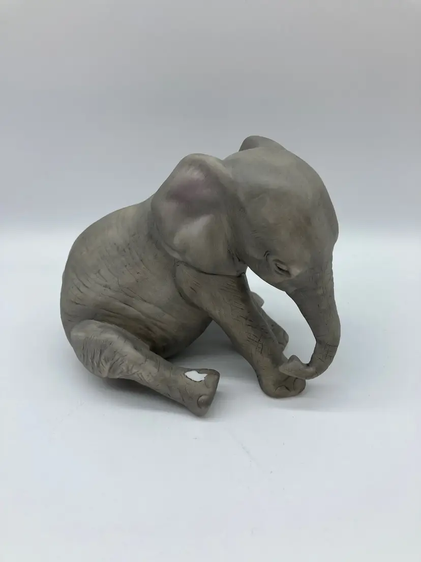 1987 Vintage Franklin Mint Porcelain Unforgettable Elephant Without Mouse AS IS