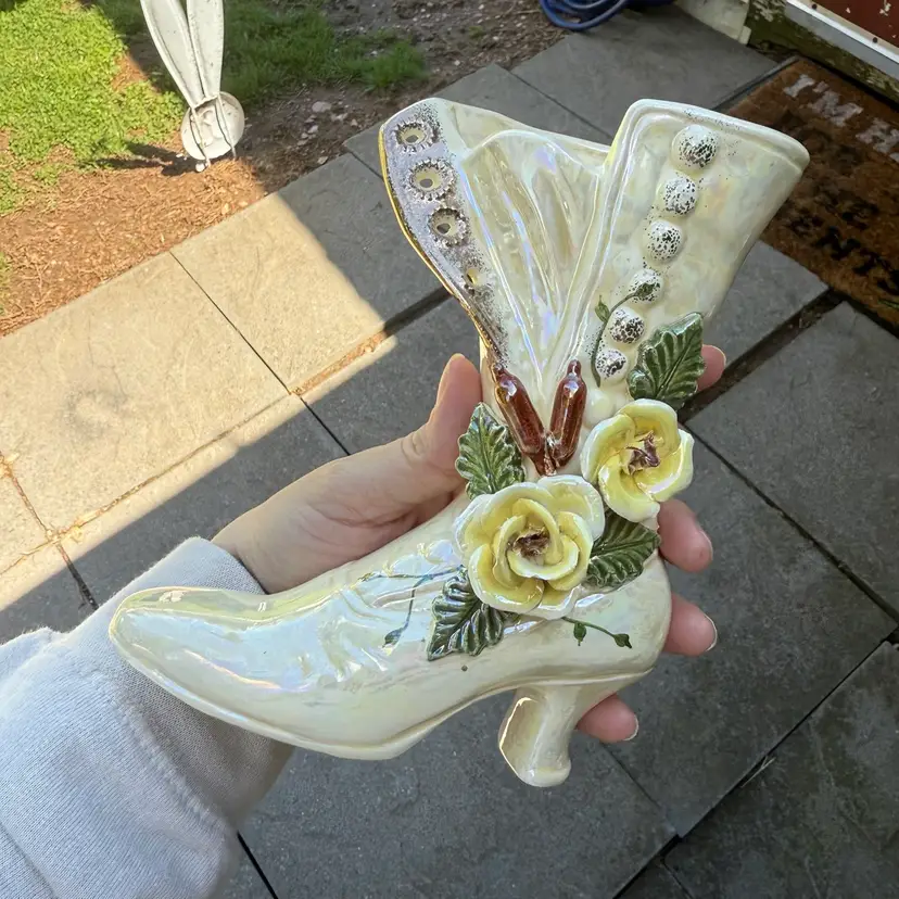 Vintage Porcelain Capidimonte Floral Victorian Vase Planter Iridescent