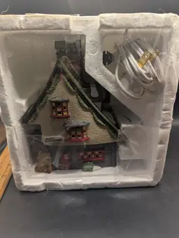 Vintage Dept 56 Elves Bunkhouse Village House New in Styrofoam No Outside Box.