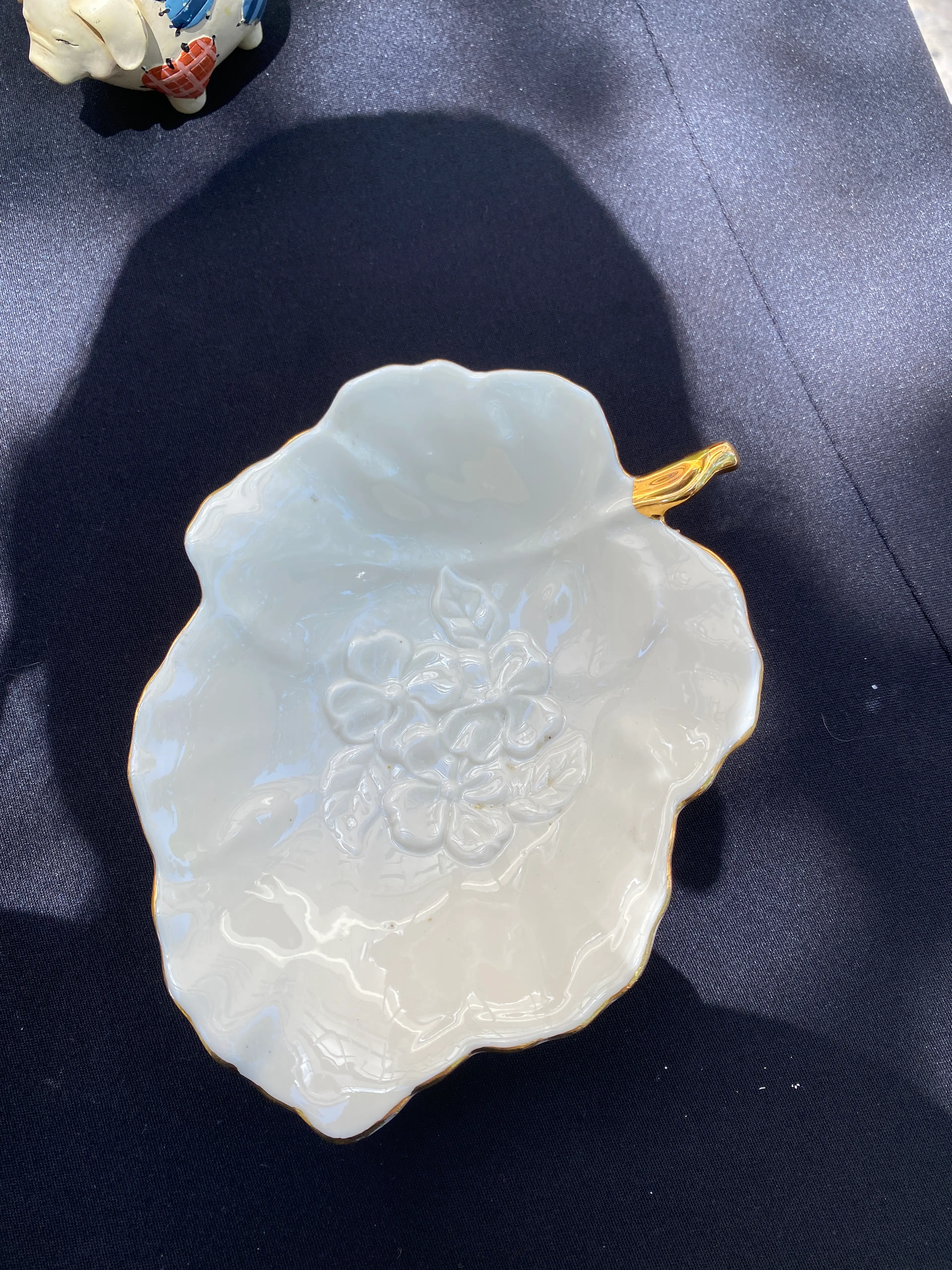 Image 3 of 6