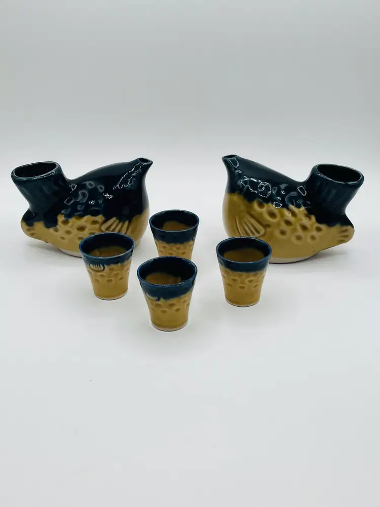 Japanese Sake Set 2 Pufferfish Bottles W/4 Cups Ceramic Glazed Pottery