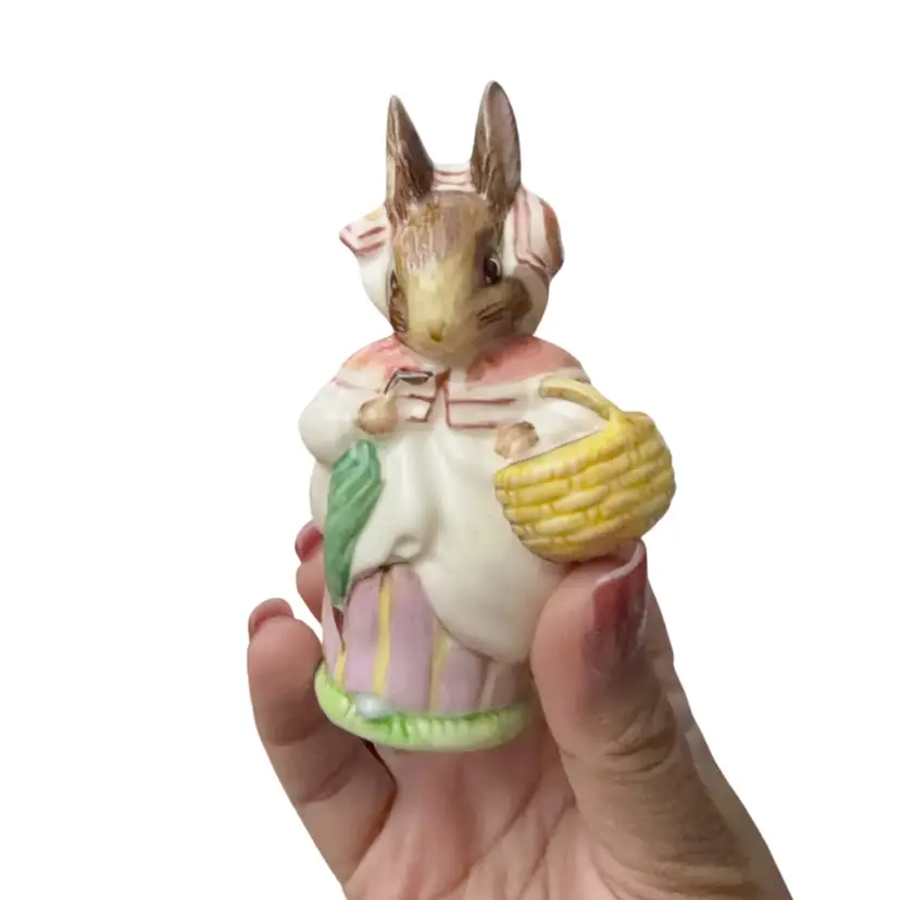 Mrs. Rabbit Beatrix Potter Figurine F. Warne
