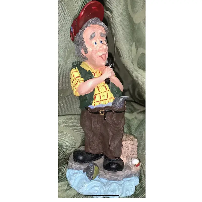 “Gone Fishing" Russ Berrie & Company Figurine #13182 by DOUG HARRIS
