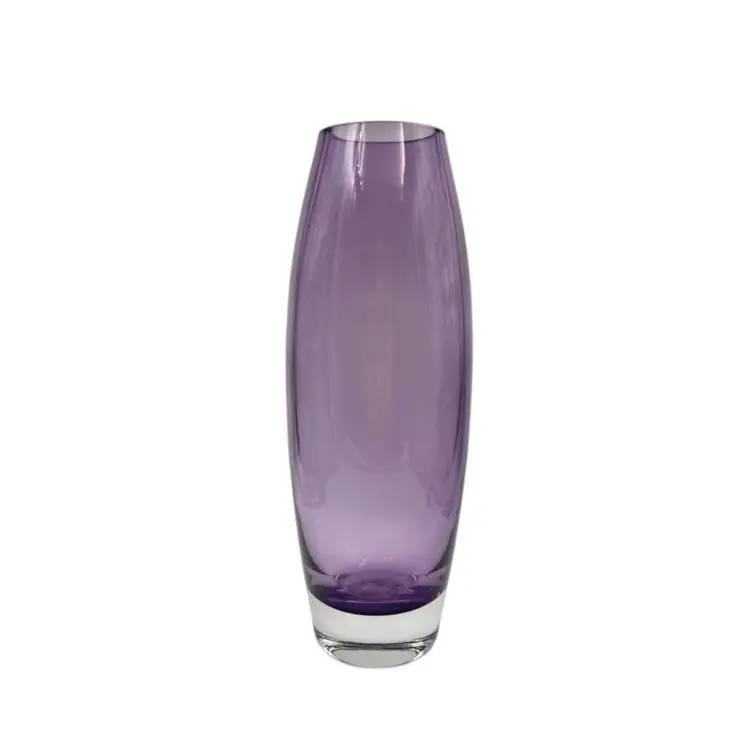 CRYSTAL VASE
BLOWN GLASS
Poland