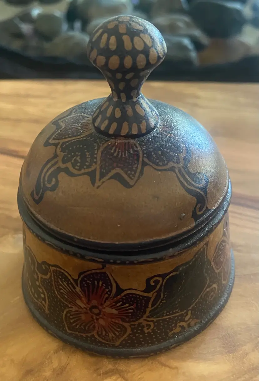 Hand Painted Trinket Box, 3.25" tall, 2.5" wide