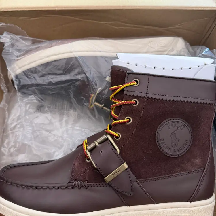 $250 Polo Ralph Lauren Boot 8.5 New