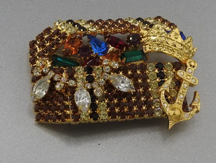 Kirks Folly Enchanted Treasure Chest Brooch