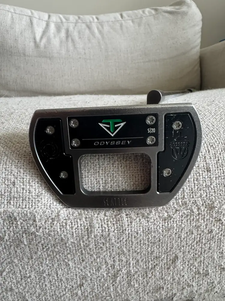 Odyssey Toulon Garage Seattle putter