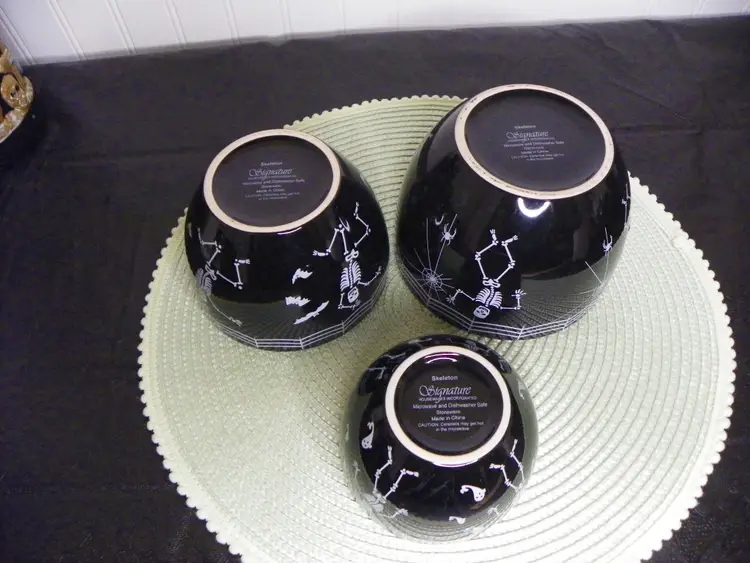Halloween Black ceramic bowls with dancing skeleton set of 3