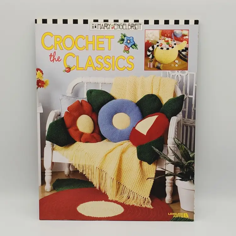 Mary Engelbreit Crochet the Classics Trade Paperback Oversized Adorable Patterns