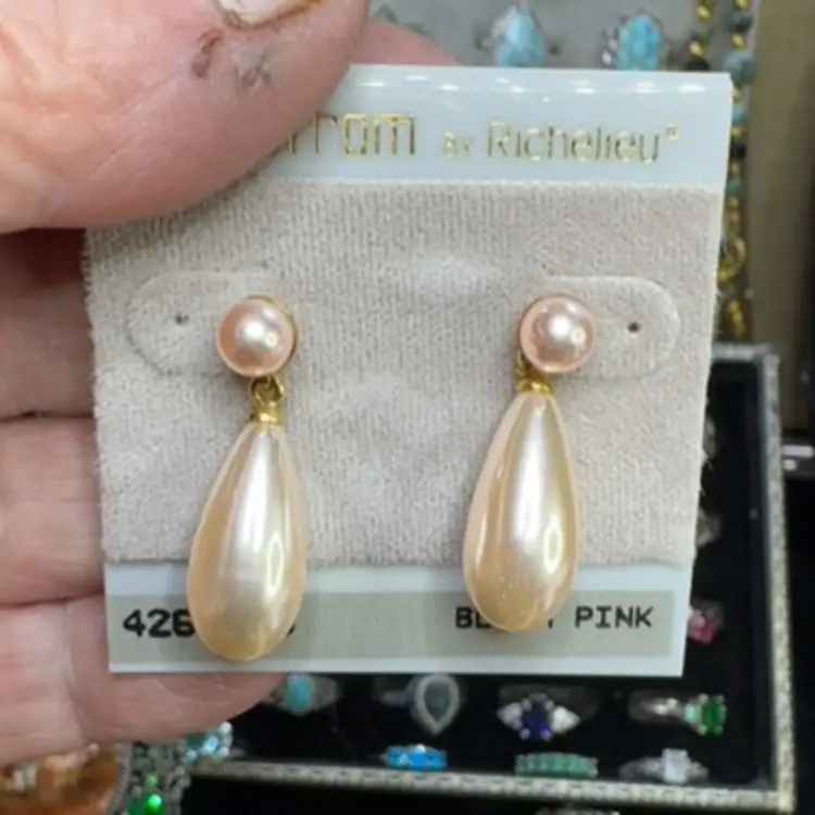 Vintage Richelieu Blush Pink Faux Pearl Pierced Post Dangle Still On Nordstrom Card