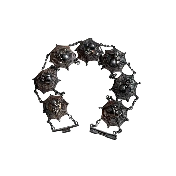 Antique 1800’s Victorian Sterling Silver Spider Cobweb Spider Bracelet Bracelet, 8”, 13.9g