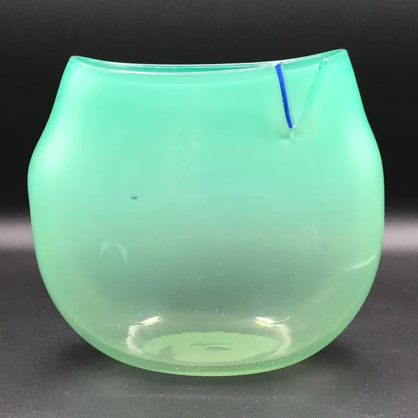 Vintage Amy Roberts Hand Blown Green Opalecent Vase Pilchuck Glass 1981 Signed