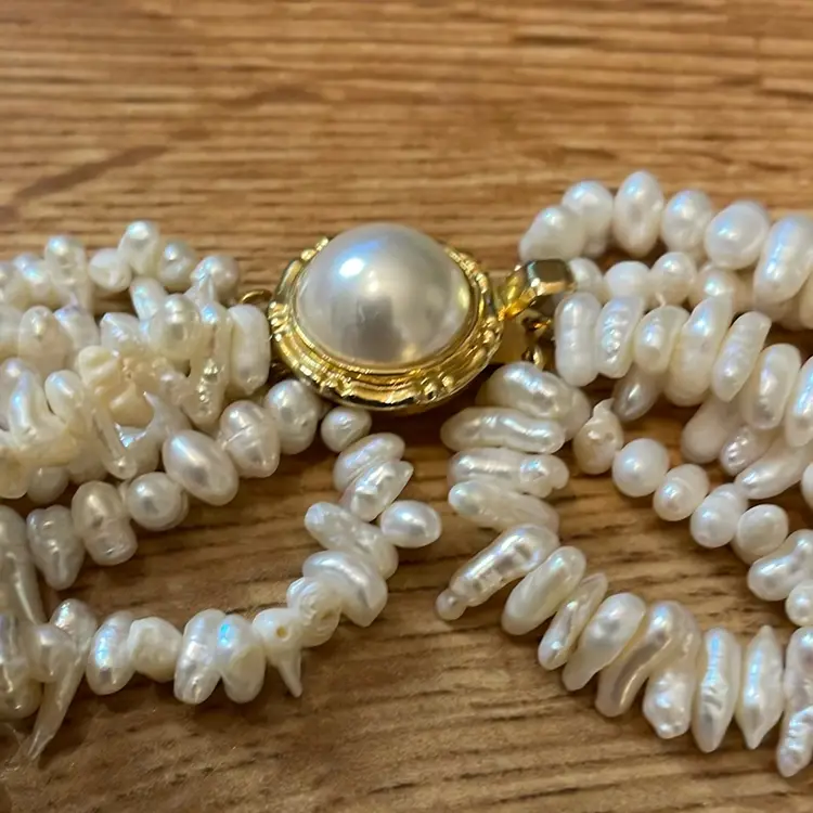 Vintage fresh water pearl necklace