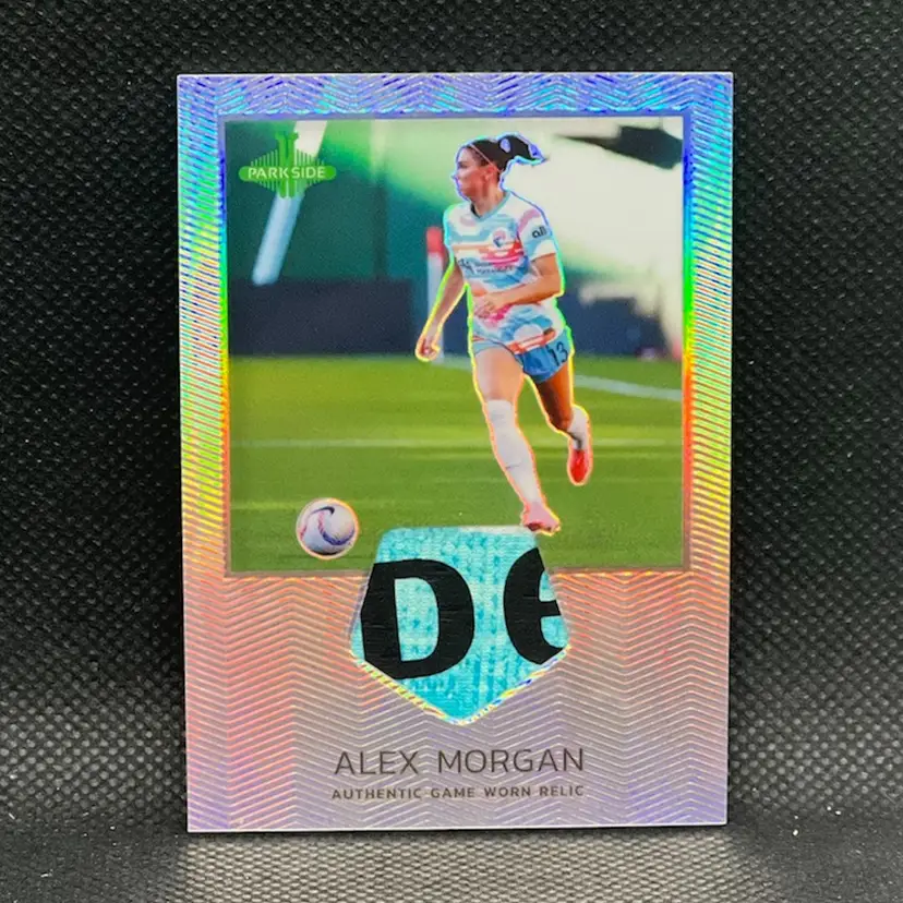 Alex Morgan 2024 Parkside Pacific NWSL Match Used Relic Sleeve Kit Sponsor ‘de’ San Diego Wave Soccer Card