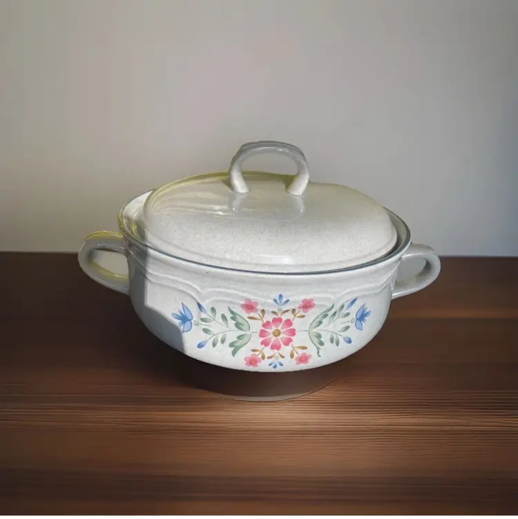 Rare Vintage Covered Vegetable Dish Heritage by International Japan Stoneware