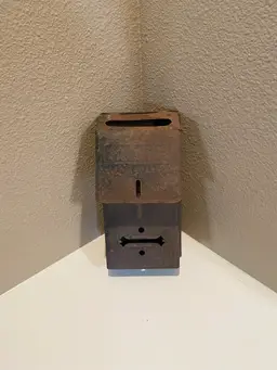 Rusty Crusty Metal Wall Mounted Mailbox Rustic Farmhouse Salvage Primitive