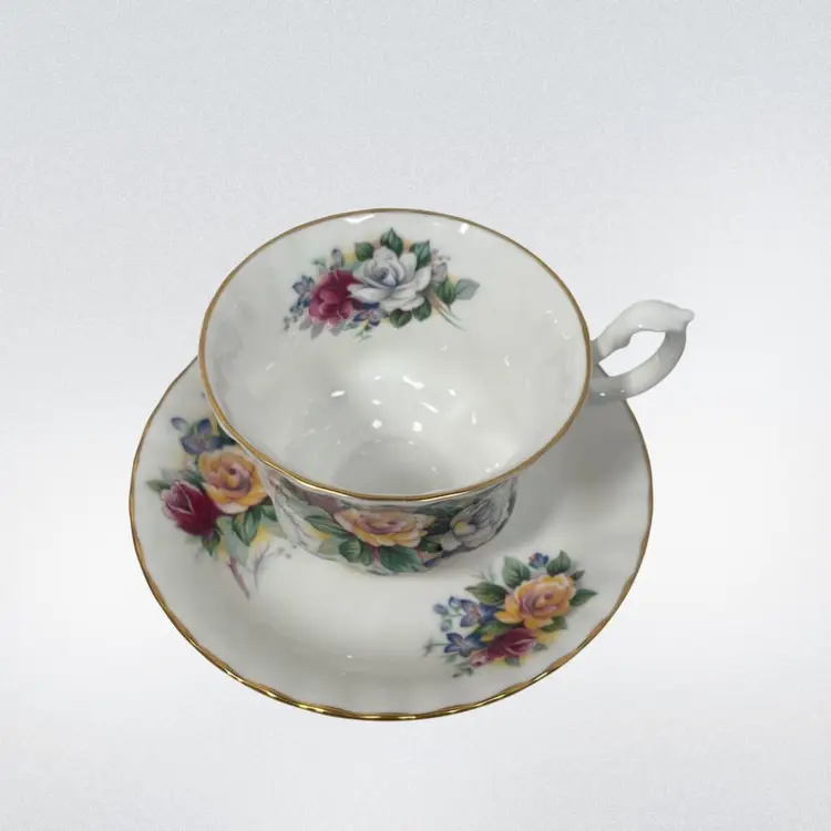 Royal Albert Teacup &Saucer