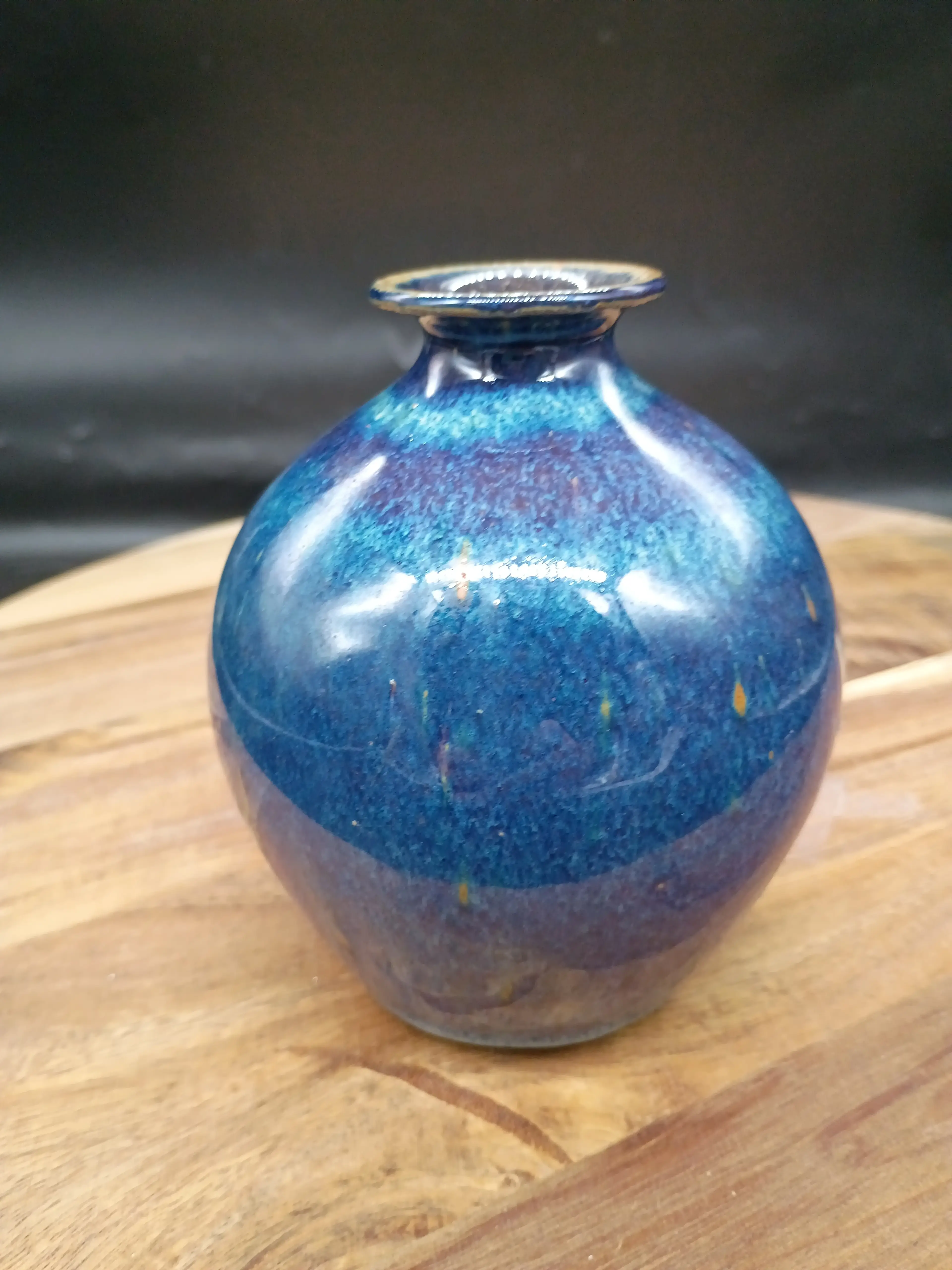 Image 4 of 6