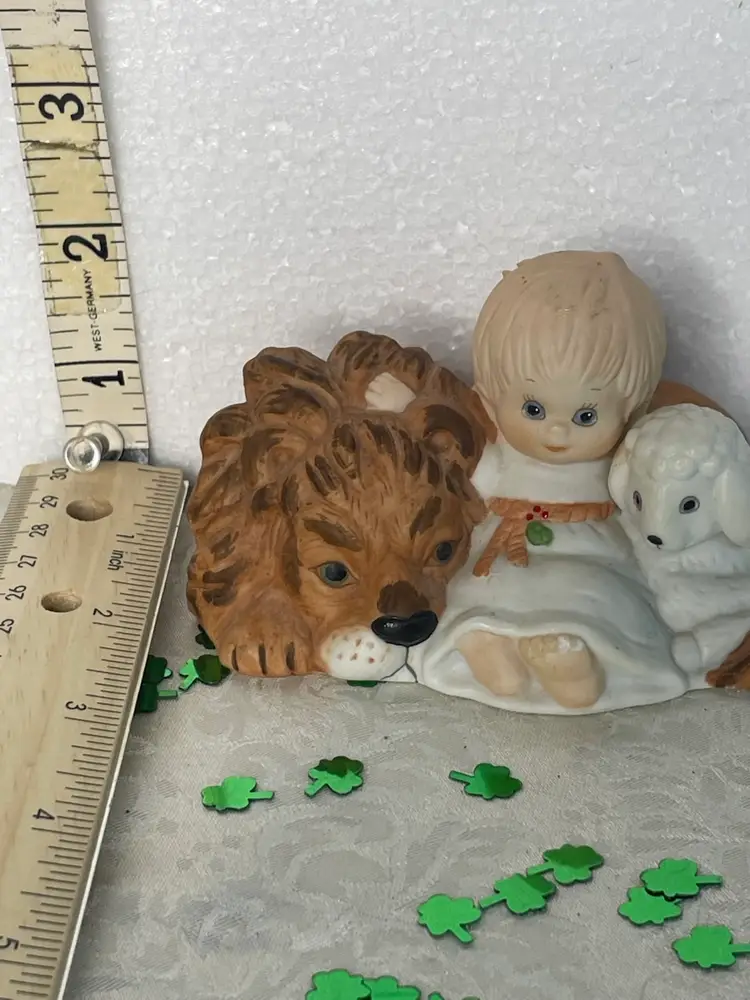 1991 Enesco March Figurine