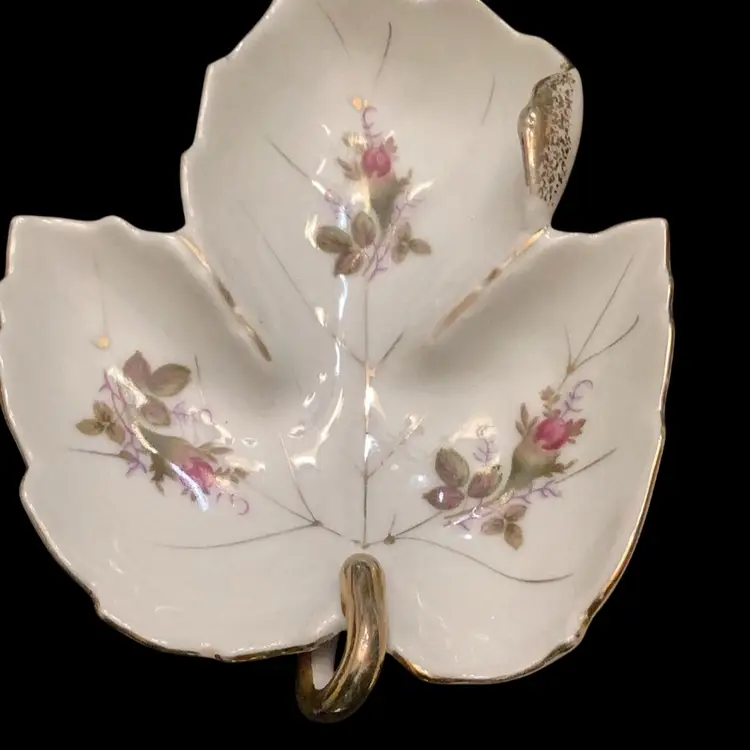 Vintage Original Napco China Hand-Painted Gold Trimmed 3 Sections With Roses Candy Dish