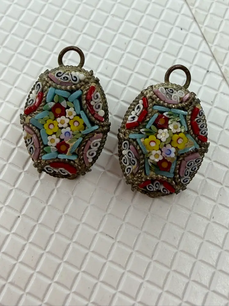 piece of Italian micro-mosaic jewelry, Clip On Earrings with floral