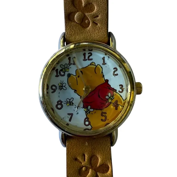 Disney Watch 43 Vintage Timex Winnie The Pooh Circling Bees As Second Hand Vintage Watch Original Band