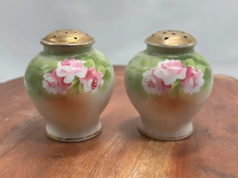 Vintage Nippon Shakers Hand Painted Set Japan
