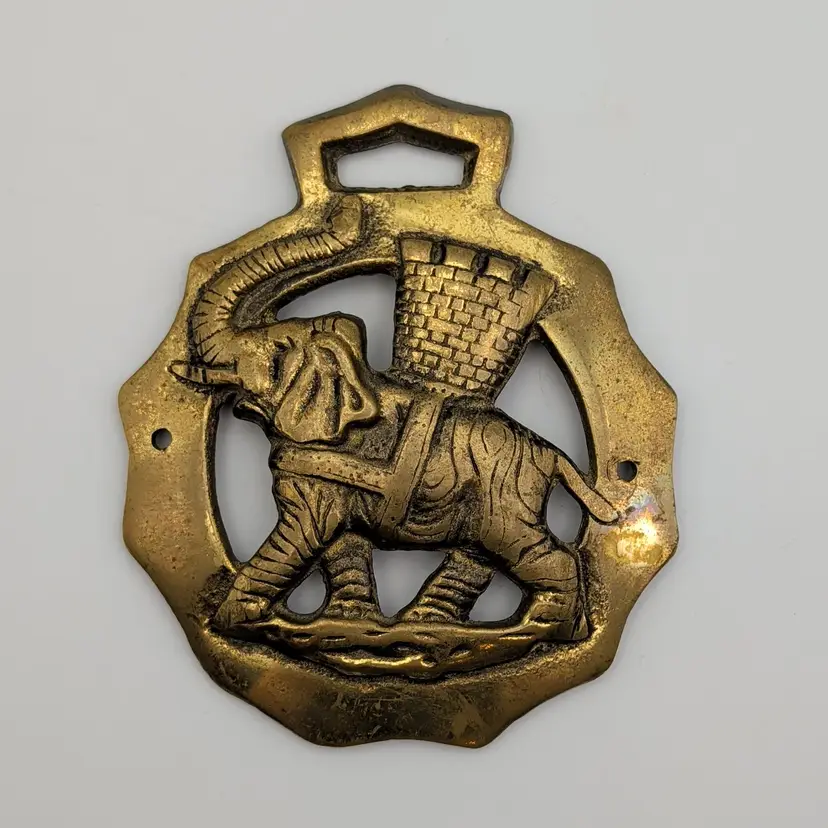 Vintage Brass Horse Harness Medallion Elephant Indian Basket Howdah Large 4.5 in