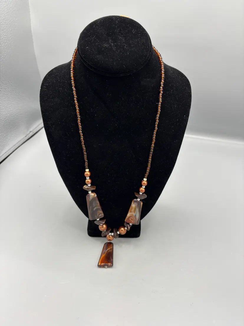 Costume brown bead Necklace
