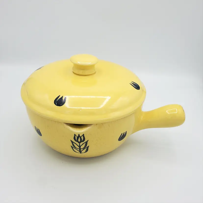 Vintage Cameron Dutch Yellow Tulip Handled Soup Pot With Pour Spout & Lid 1950s/60s