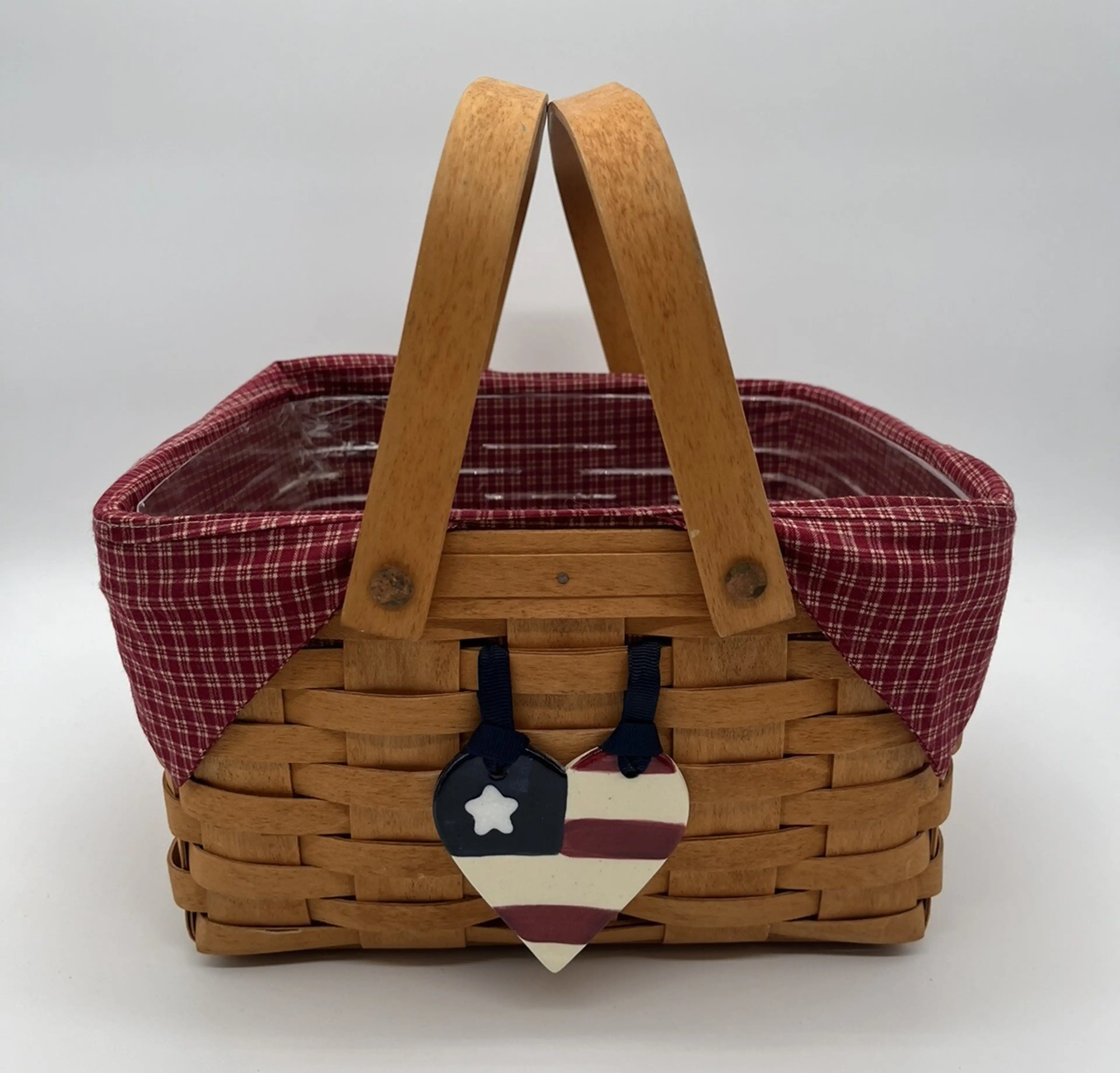 Longaberger Cake Basket 11011 Protector Plastic Liner Red American Flag Picnic